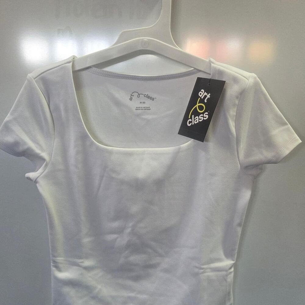 Art Class kids/girls size M square neck crop top